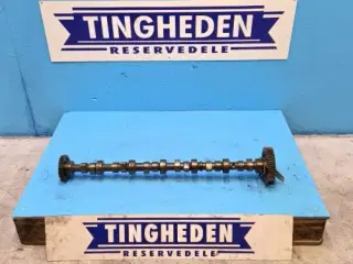 Ford  675TA    Knastaksel   87802018