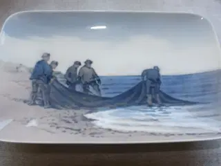 Lille skål, motiv med fiskere