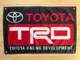Flag med Toyota TRD