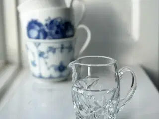 Flødekande af krystalglas, tøndeformet