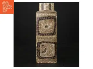 Porcelæn Vase med Relief Dekoration 719-3259 fra Royal Copenhagen (str. H 22 cm)