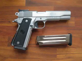 Pistol Para-Ordnance 9 mm. Model 1911.