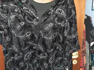 kjole. med skønt paisley.mønster/Str.50 Glitter