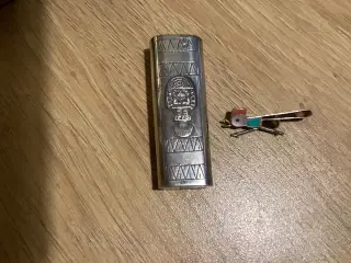 sølv etui og sølv etui og broche mexicansk 