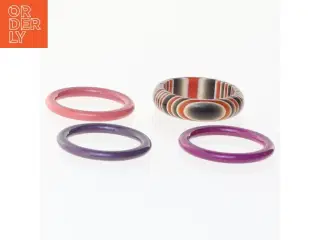 Sæt med akrylfingerringe (str. 47 mm)