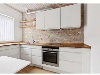 Indflytningsklart rækkehus Med have