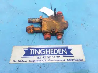 Dronningborg D1200 Flowdeler 45100108