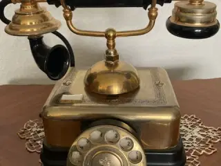 Fastnet Bord telefon