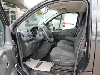 Renault Trafic T29 2,0 dCi 145 L2H2
