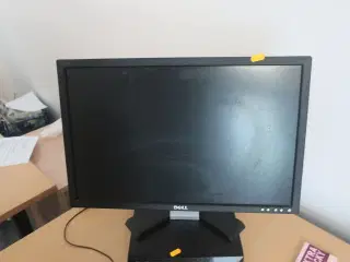 Computer med skærm EZVIZ
