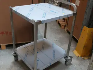Kørebord 600x550mm m/vulst og kørebøjle m/over og underhylde