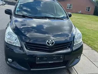 Toyota Sportsvan 2,0 D-4D T2