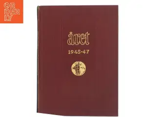 Året 1945-47 af <Bogens forfattere< (Bog)