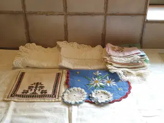 Broderier og lommetørklæder
