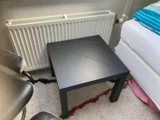 3 små velholdte borde sælges