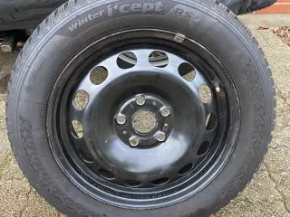Vinterdæk på stålfælge 205/55 R16 91 T 5 huls  