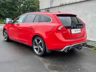 Volvo V60 2,0 D4 181 R-Design