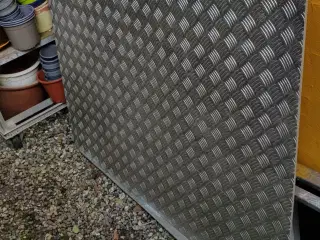 Køresliske i aluminium 