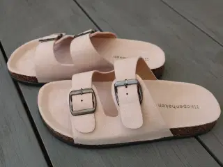 Nye slippers str 40