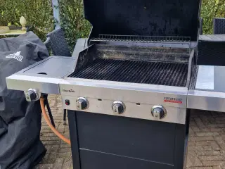 Charbroil Performance 330