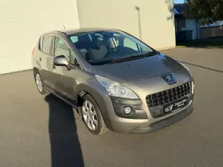 Peugeot 3008 1,6 HDi 110 Premium