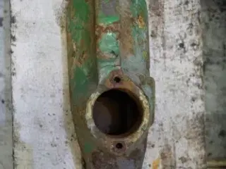 John Deere R.H. Liftarm AR80666