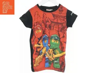 Lego Ninjago T-shirt fra Lego (str. 122)