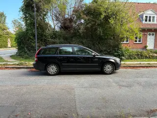 Volvo V50 2,4 