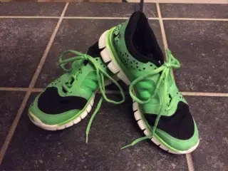 Sorte/Limegrønne sneakers
