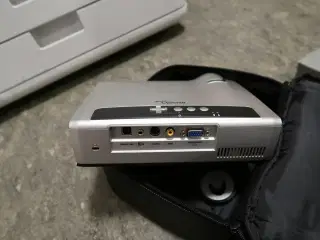 Projektor OPTOMA