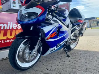 Suzuki TL1000R 