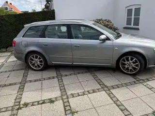 Audi A4 2,0 TDi 140 S-line Avant Multitr.