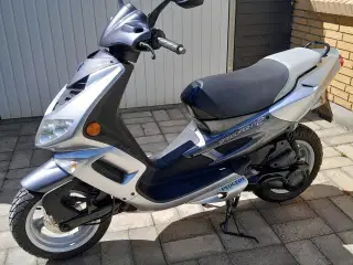 Peugeot Speedfight 2 ( 30 ) årg 2010