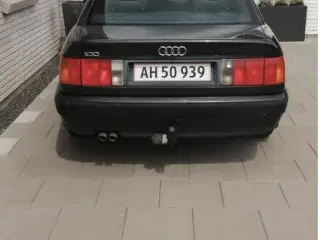 Audi 100 2.6 automatic