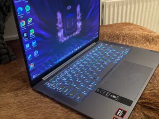 Bærbar Lenovo Yoga 7 pro