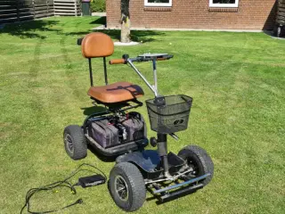 B Y D    EL golfvogn