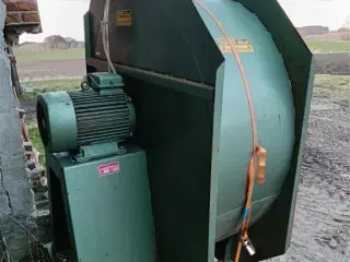 Løkke 25 hk/18,5 kW