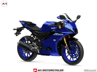 Yamaha YZF 125 R Icon Blue