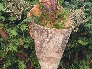 Stort Birkebark-Kræmmerhus. Også til udebrug