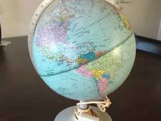 Globus - omkring 40 år gammel