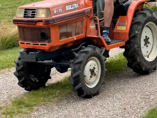 Kubota B-1-15 mini traktor