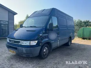 Varebil Iveco Daily 35 - 3.0 HPt