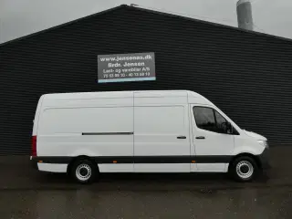 Mercedes-Benz Sprinter 314 2,1 CDI A3 H2 RWD 143HK Van Aut.