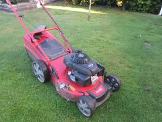1 stk AL-KO/Gudenaa  Plæneklipper med Hondamotor
