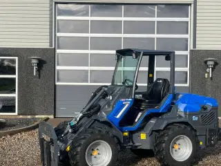 MultiOne 11.6 k Med pallegafler og multiskovl