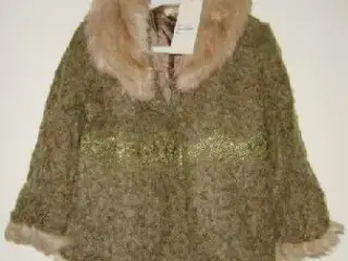ny flot grøn boucle jakke med pels i 2år