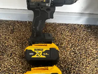 DeWalt DCD100 Boremaskine 18V Sort Gul 5.0Ah
