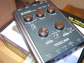 Tascam Audio/Midi interface 24/96 