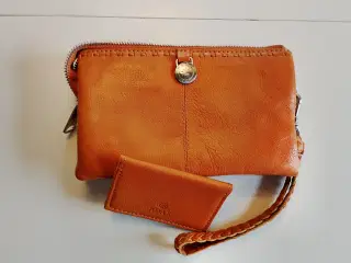 NY ADAX Clutches 