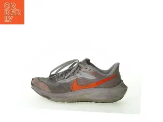 Sko fra Nike (str. 36)